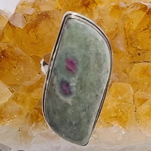 🌺BOGO New*Vintage Style Ruby Zoisite Silver Ring